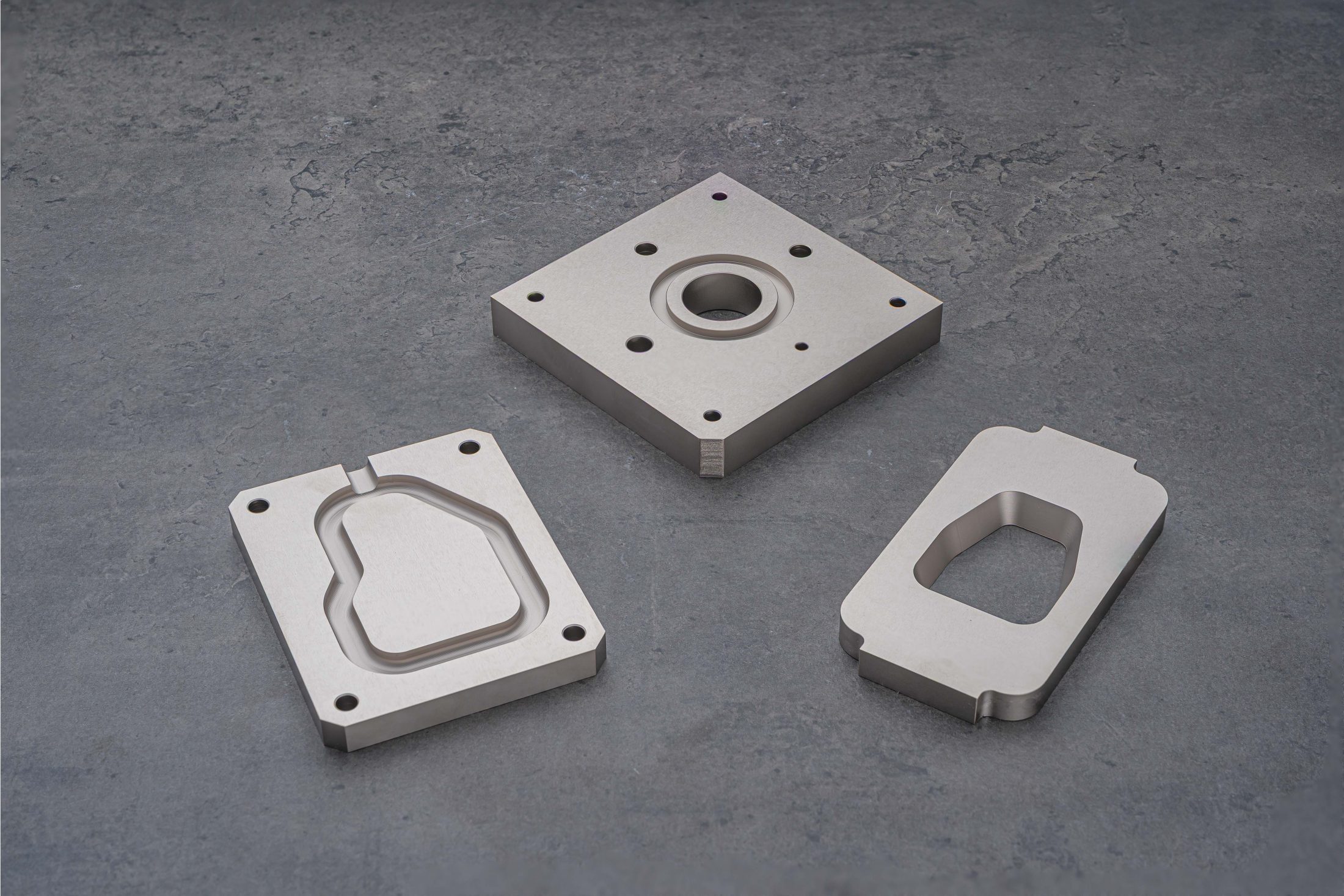 【切削角物】熱処理品の対応範囲をさらに拡大｜長納期サービス・G研削・複雑形状に対応_TOP